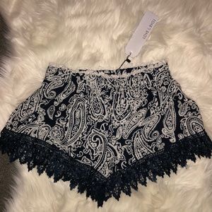 Love & Love medium shorts NWT